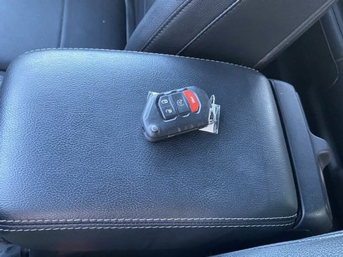 Used 2023 Jeep Wrangler Unlimited Sahara w/ Cold Weather Group image 31