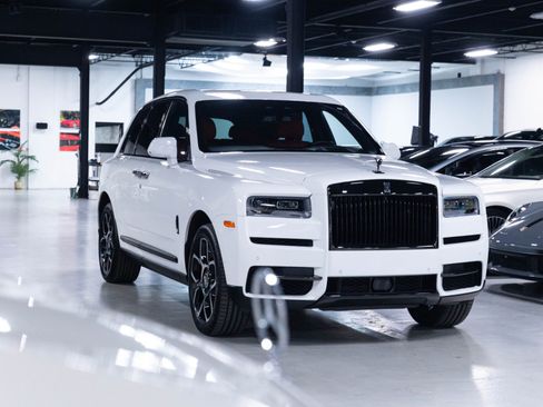 Used 2021 Rolls-Royce Cullinan Black Badge AWD/4WD image 99