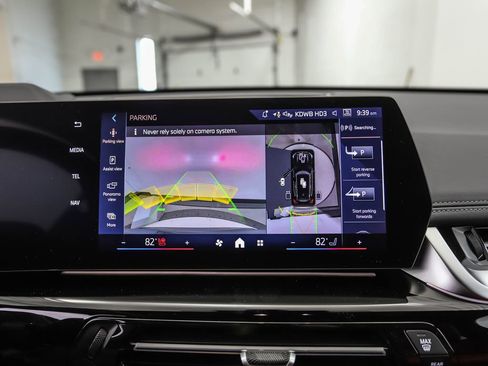 Used 2025 BMW X1 xDrive28i w/ Technology Package image 19