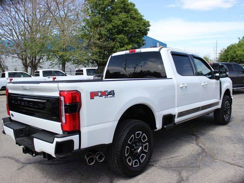 Used 2025 Ford F350 Platinum AWD/4WD image 18
