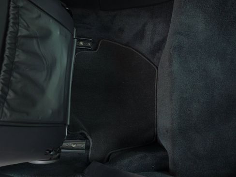 Used 2004 Porsche 911 GT3 image 76