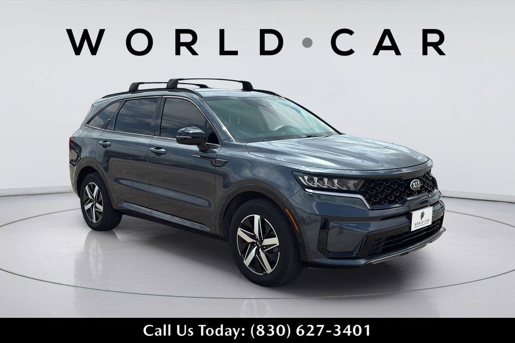 Used 2021 Kia Sorento S FWD image 1