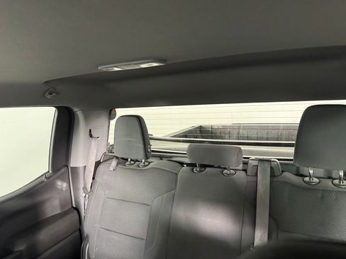 Used 2022 Chevrolet Silverado 1500 Custom w/ Safety Confidence Package image 4