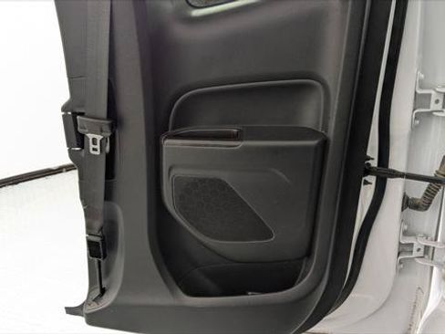 Used 2022 Chevrolet Colorado LT w/ Fleet Safety Package RWD image 17
