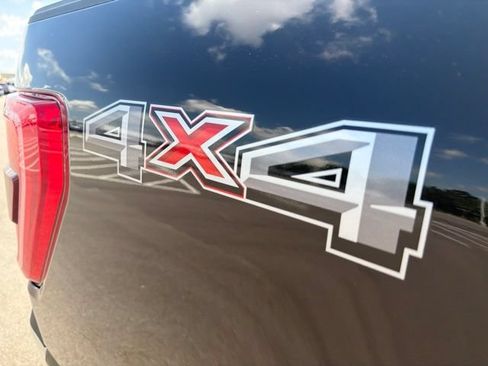 Used 2022 Ford F150 XLT w/ Equipment Group 302A High AWD/4WD image 8
