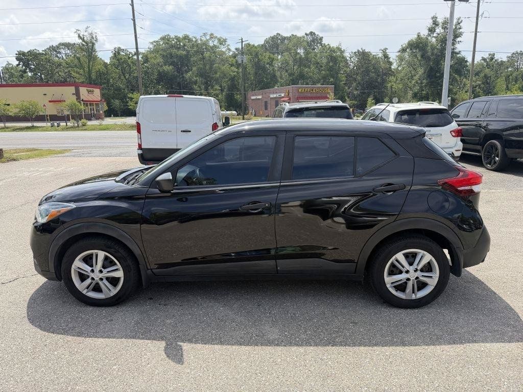 Used 2019 Nissan Kicks S FWD image 8