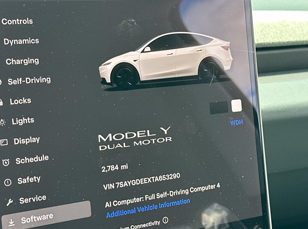 Used 2026 Tesla Model Y Long Range AWD/4WD image 21