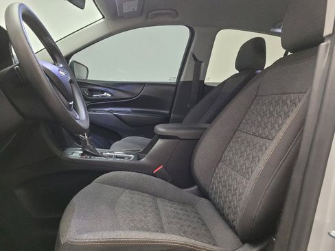 Used 2022 Chevrolet Equinox LT AWD/4WD image 17