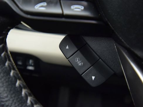 Used 2021 Subaru Ascent Limited w/ Technology Package image 40