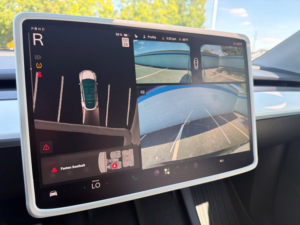 Used 2023 Tesla Model Y Performance AWD/4WD image 28