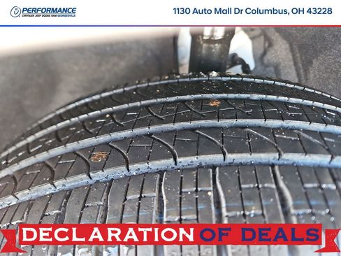 New 2026 Chrysler Pacifica Select image 10