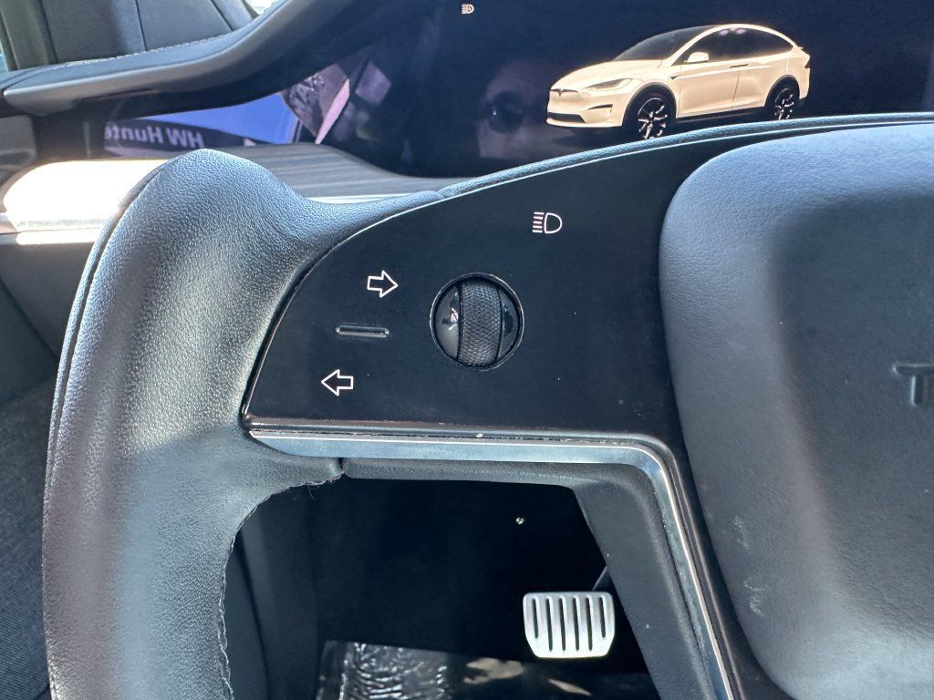 Used 2024 Tesla Model X AWD/4WD image 33