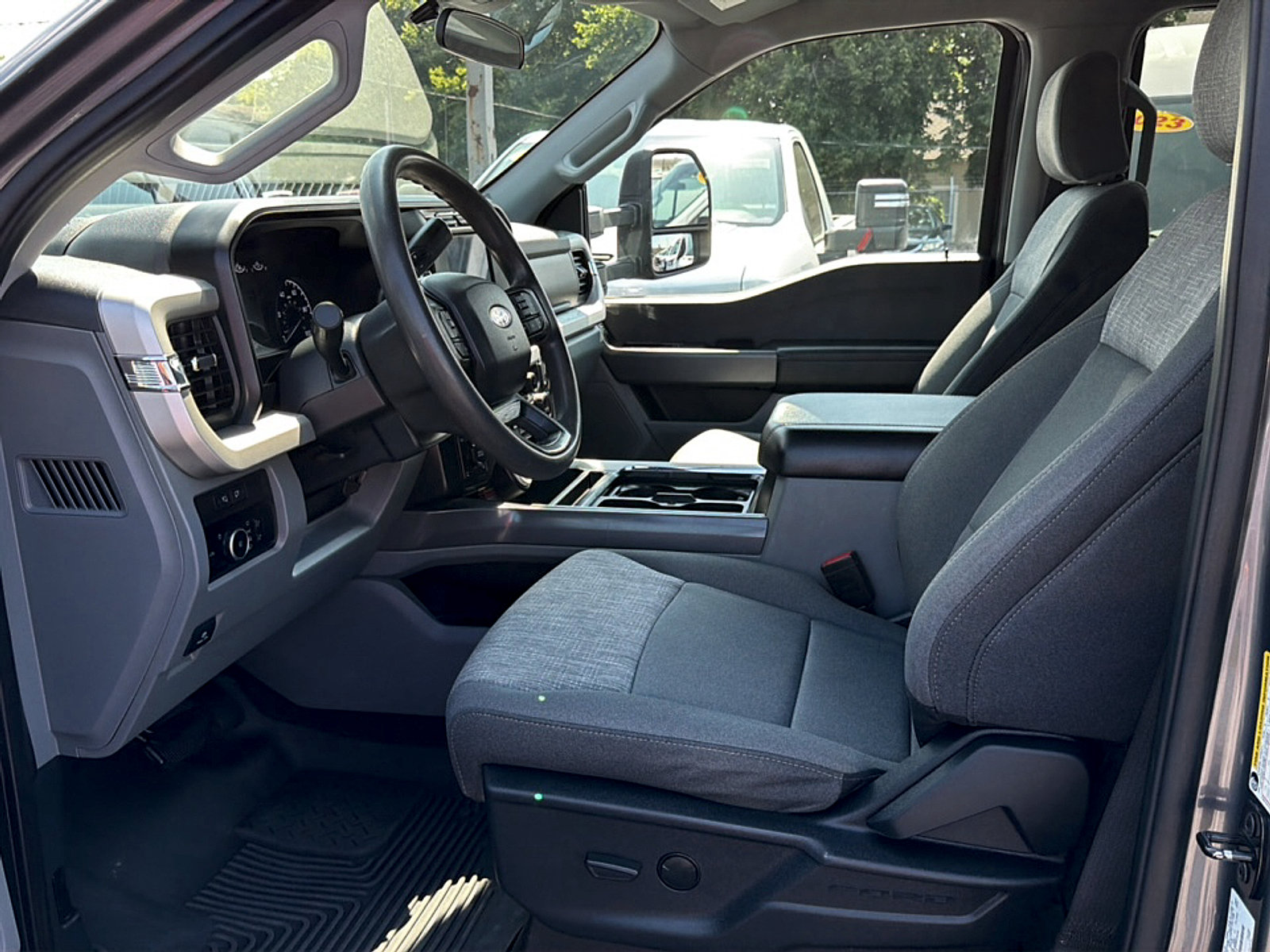 Used 2024 Ford F250 XLT w/ Snow Plow Prep Package AWD/4WD image 13