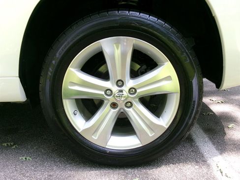 Used 2008 Toyota Highlander Limited FWD image 42