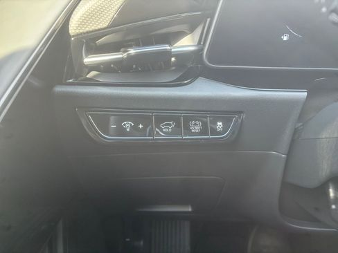 New 2026 Kia Niro EX image 21