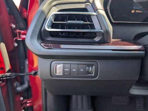 Used 2026 Chevrolet Traverse RS w/ LPO, Floor Liner Package AWD/4WD image 15