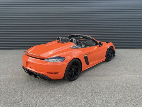 Certified 2024 Porsche 718 Boxster Spyder RS image 9