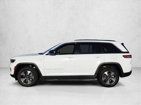Used 2024 Jeep Grand Cherokee Limited 4xe AWD/4WD image 8