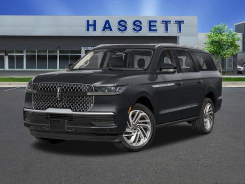 New 2026 Lincoln Navigator L Reserve AWD/4WD image 1