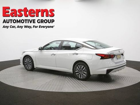 Used 2023 Nissan Altima 2.5 SV AWD/4WD image 48