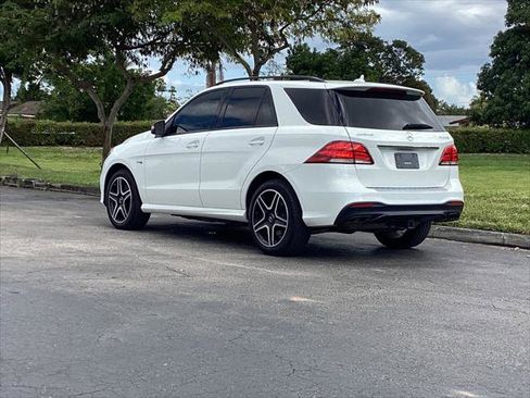 Used 2017 Mercedes-Benz GLE 43 AMG AMG GLE 43 w/ Premium 2 Package image 7