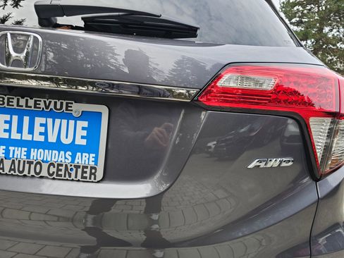 Used 2022 Honda HR-V EX image 14