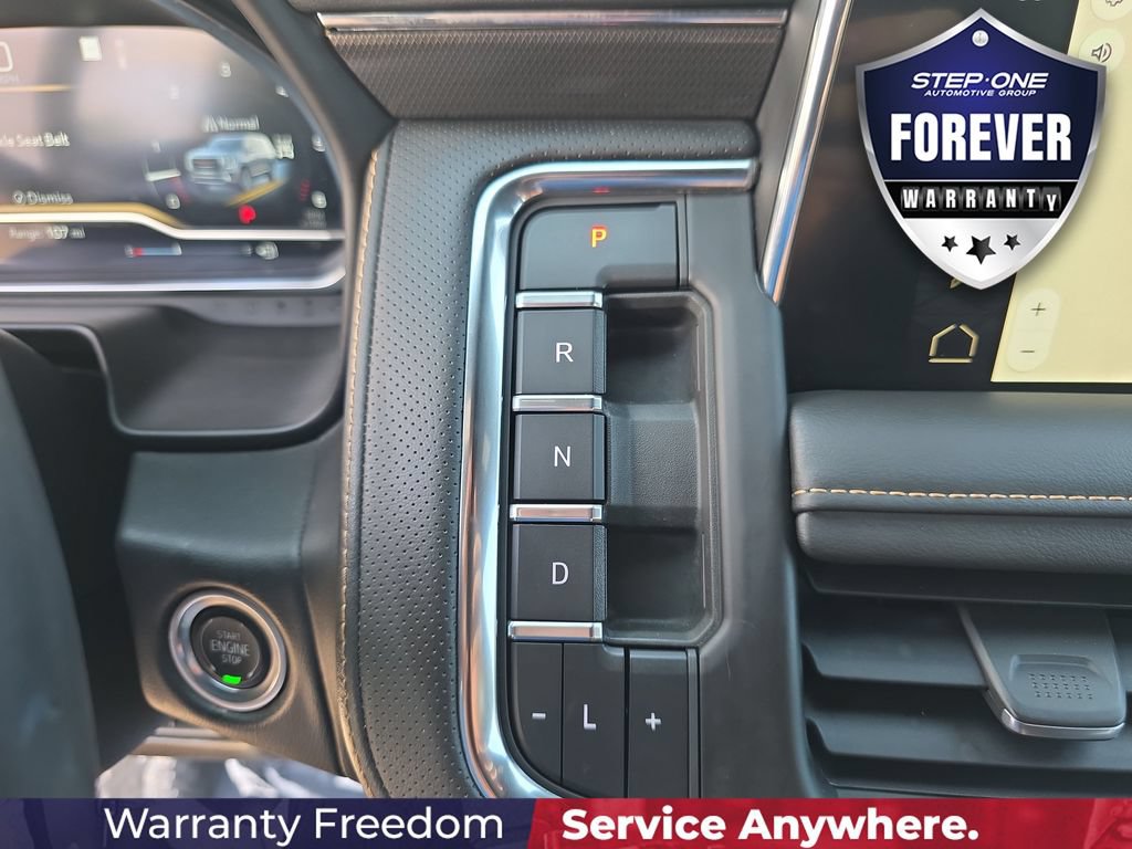 Used 2023 GMC Yukon AT4 AWD/4WD image 25