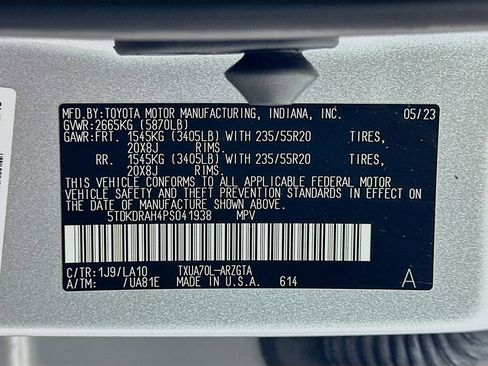 Used 2023 Toyota Highlander Platinum image 34