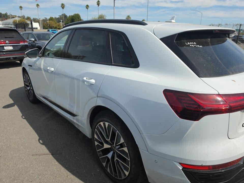 Used 2024 Audi Q8 e-tron Premium Plus AWD/4WD image 5