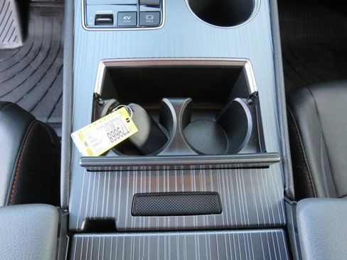 Certified 2023 Toyota Sienna XSE image 26