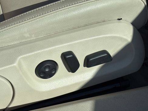 Used 2009 Volkswagen Eos Lux image 30