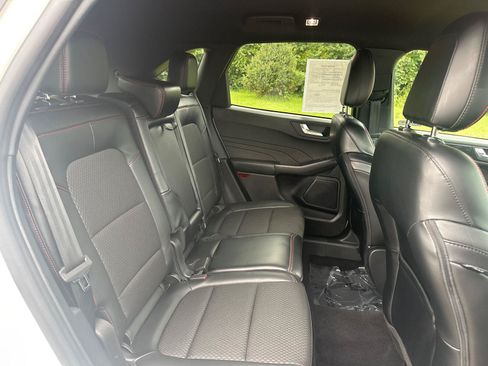 Used 2024 Ford Escape ST-Line w/ Tech Pack #1 AWD/4WD image 21