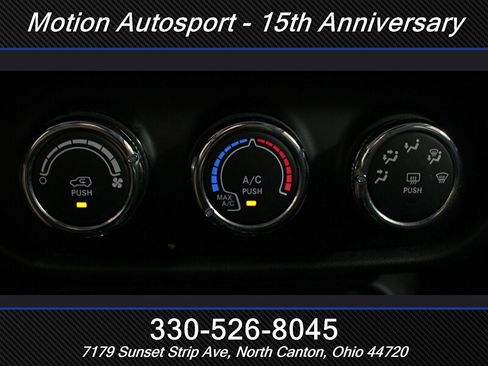 Used 2017 Jeep Renegade Altitude AWD/4WD image 18