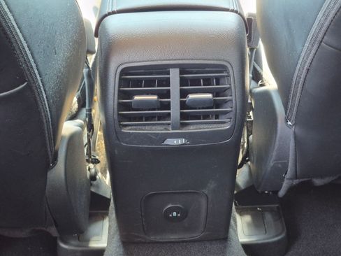 Used 2025 Ford Escape SE FWD image 26