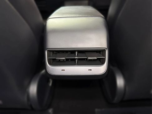 Used 2022 Tesla Model 3 RWD image 36