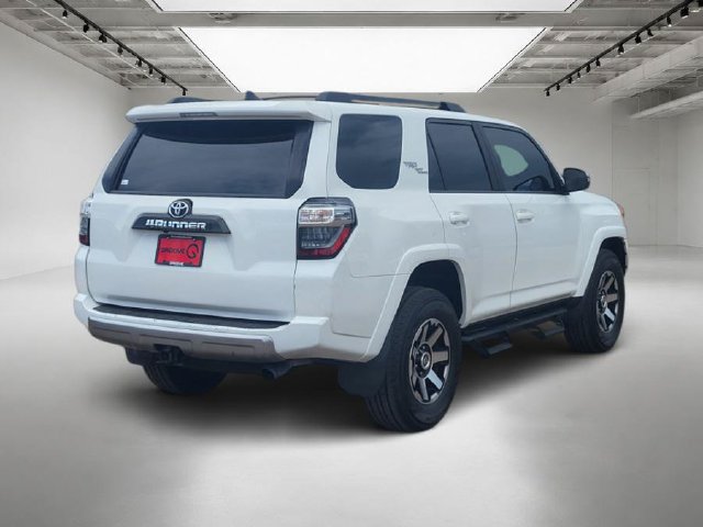 Used 2023 Toyota 4Runner TRD Off-Road Premium w/ Moonroof Package AWD/4WD image 6