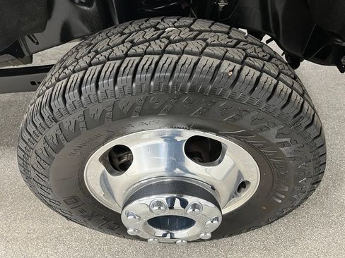 Used 2025 Ford F350 Lariat AWD/4WD image 18