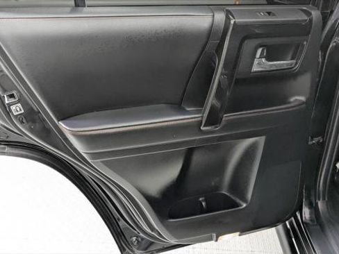 Used 2022 Toyota 4Runner TRD Off-Road Premium image 17