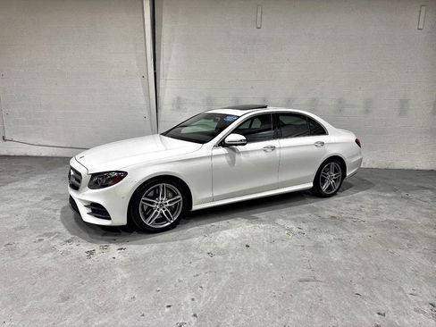 Used 2019 Mercedes-Benz E 300 image 19