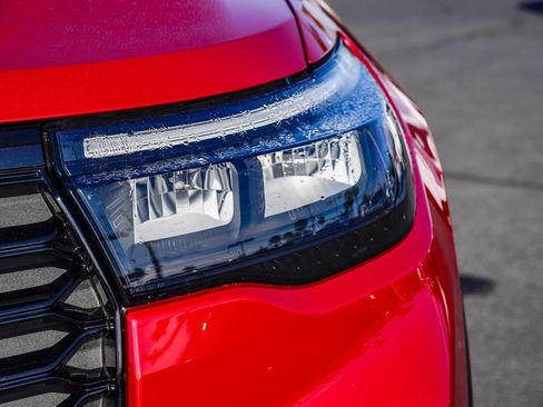 Used 2025 Ford Explorer ST-Line w/ Premium Package image 10