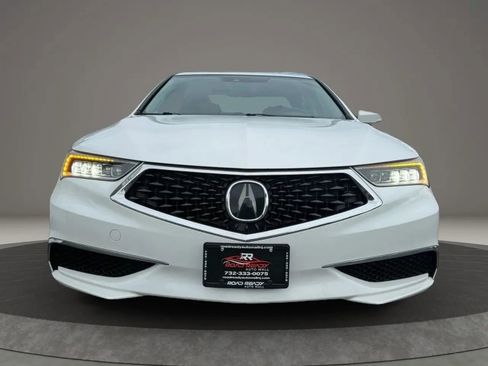 Used 2018 Acura TLX FWD image 3
