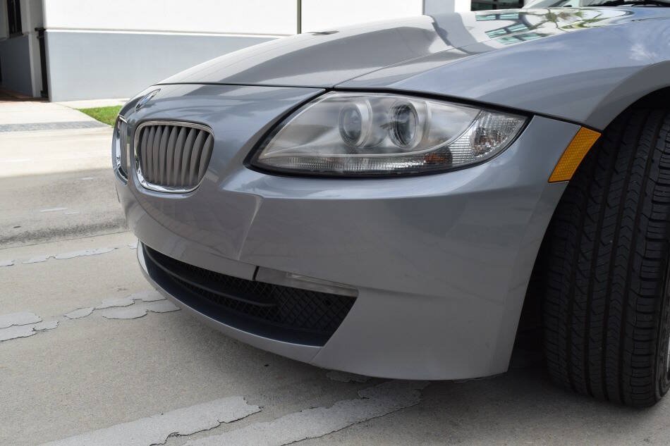 Used 2007 BMW Z4 3.0si RWD image 14