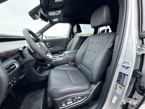 Used 2026 Hyundai Palisade Calligraphy AWD/4WD image 12