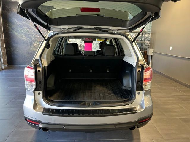 Used 2017 Subaru Forester 2.0XT Touring AWD/4WD image 31
