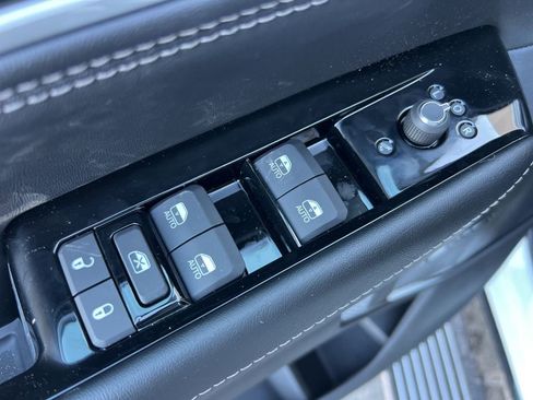 New 2026 Jeep Grand Wagoneer L Limited image 11