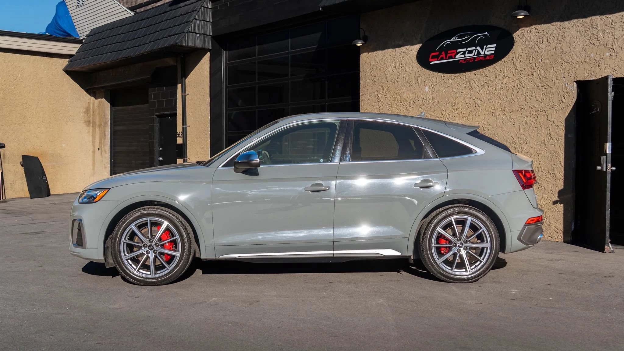 Used 2021 Audi SQ5 Premium Plus AWD/4WD image 2