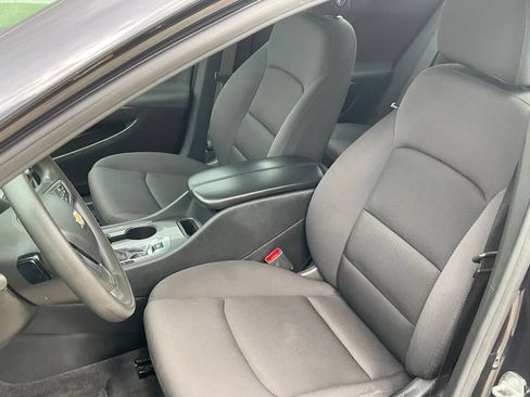 Used 2023 Chevrolet Malibu LT w/ Driver Confidence Package FWD image 10