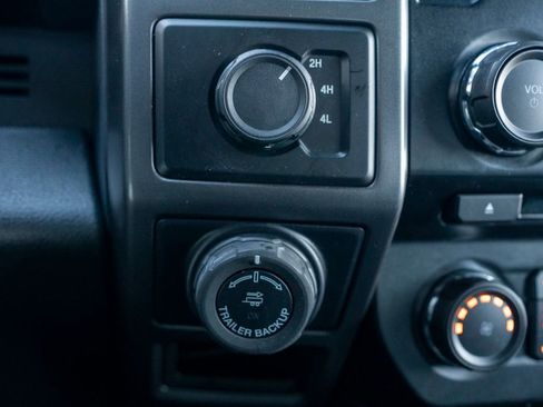 Used 2016 Ford F150 XLT w/ Equipment Group 302A Luxury image 28