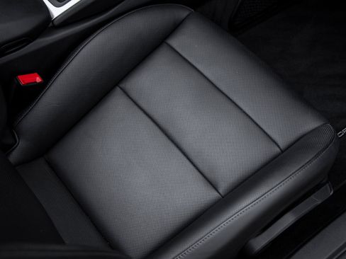 Certified 2023 Porsche 718 Boxster RWD image 34