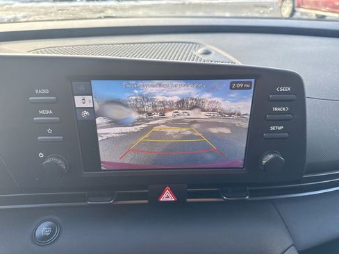 Used 2025 Hyundai Elantra Sport image 23